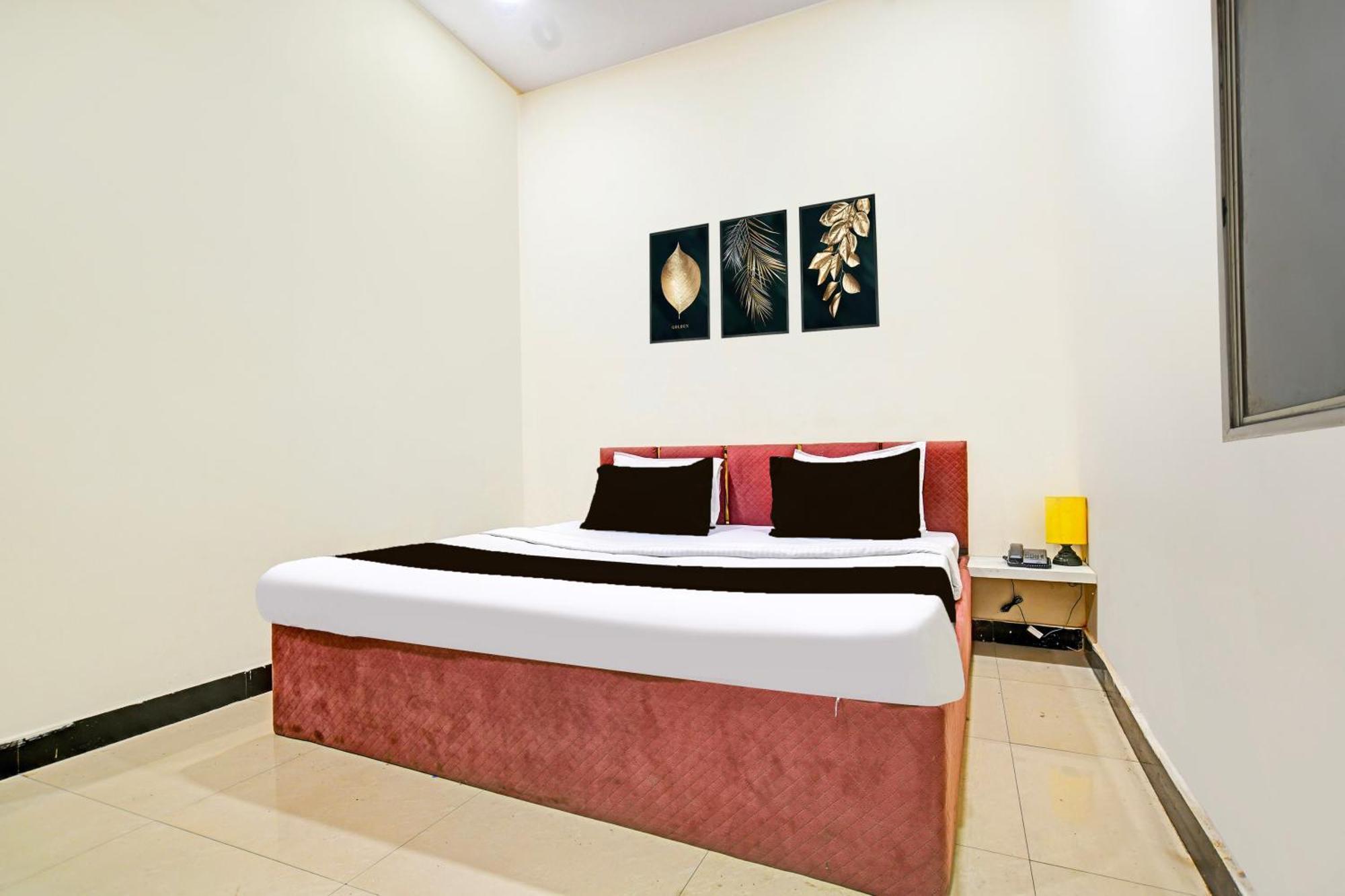 Super Hotel O Hanuman Naka Ujjain Formerly Krishna Palace Екстериор снимка